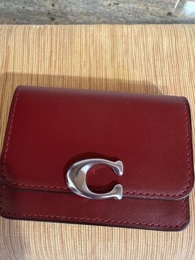 EUC Coach Red Leather Compact Wallet with Signature 'C' Hardware